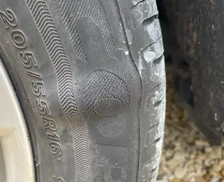 What Do Tire Sidewall Bubbles or Bulges Mean?